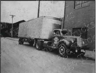 Photographic Print-Mack Truck 1950 Ohio